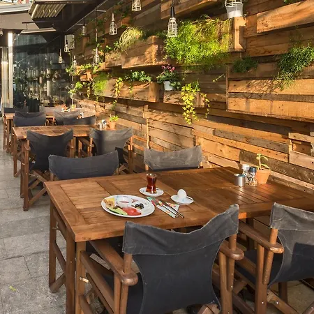 Suitel Bosphorus Taksim 3*