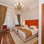 Suitel Bosphorus Taksim 3*