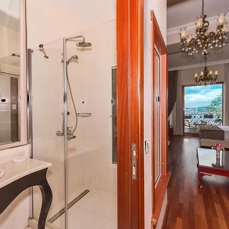 Suitel Bosphorus Taksim 3*