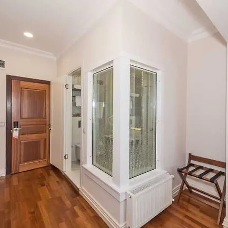 Suitel Bosphorus Taksim 3* イスタンブール