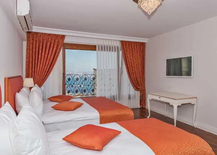 Suitel Bosphorus Taksim 3*