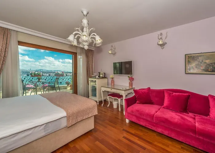 Suitel Bosphorus Taksim ホテル 3*